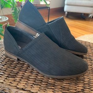 Dr. School’s “Be You” slip-on